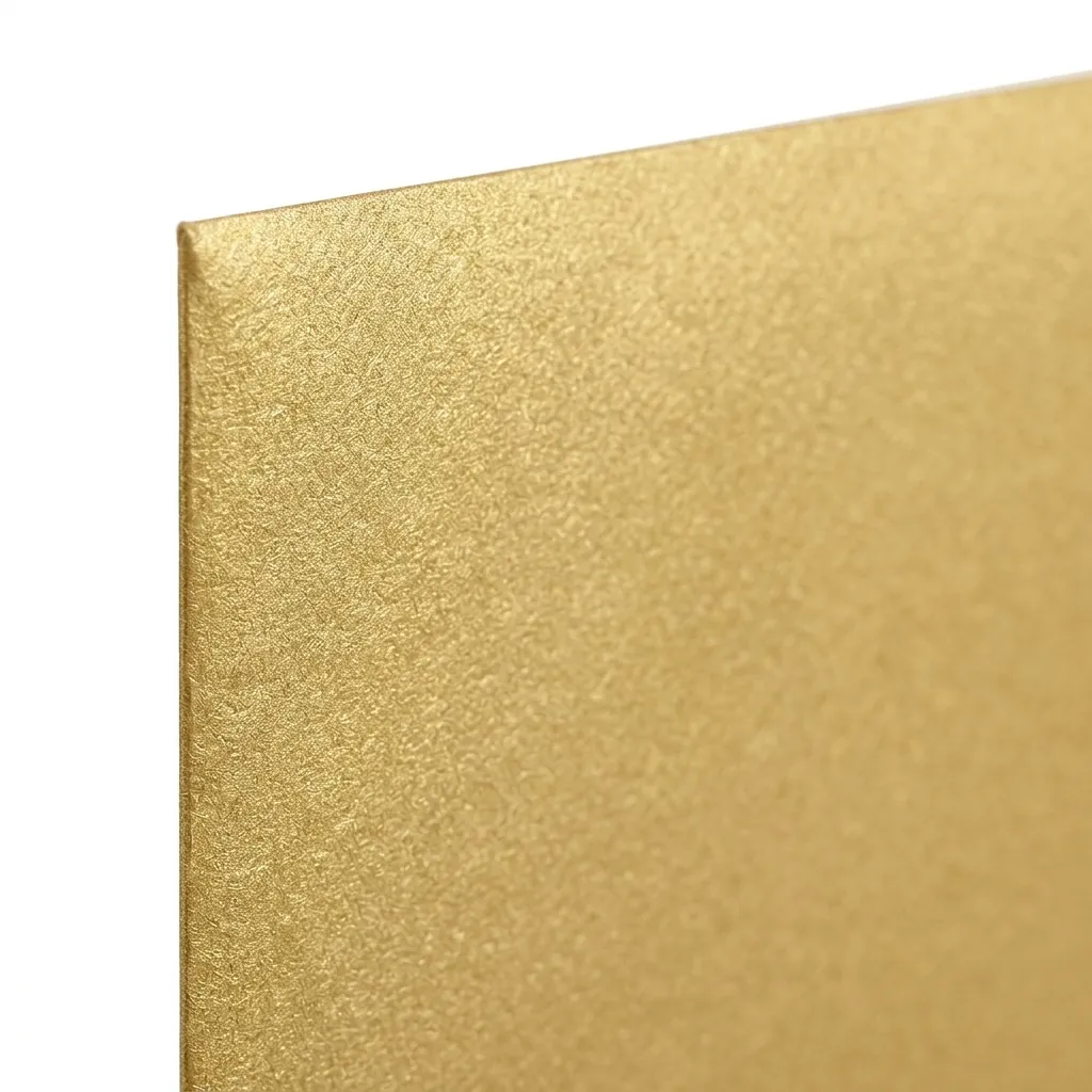 Koperta ozdobna DL złota — zbliżenie na metaliczne wykończenie papieru